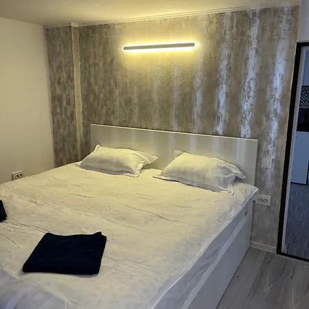 Julien Central Home Galaţi Extérieur photo